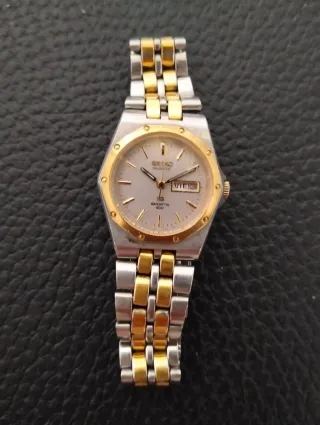 Seiko Sports 100 de señora.