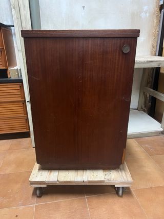 Máquina de coser SINGER antigua