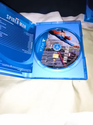 Marvel Spider-Man PS4 Muy Buen Estado