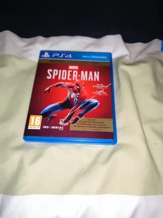 Marvel Spider-Man PS4 Muy Buen Estado