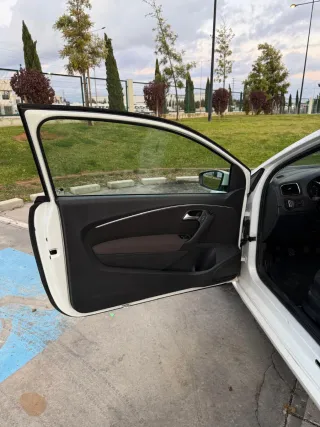 Volkswagen Polo 2014