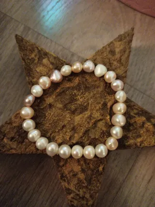 Pulsera de perlas rosas y blancas
