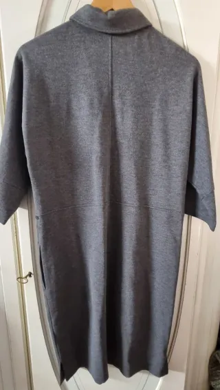 Vestito invernale grigio