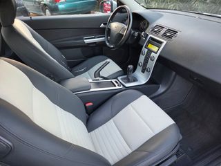 Volvo C30 2.0 D4 177cv. 122.060km año2010