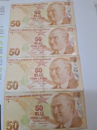 4 billetes de Turquía.