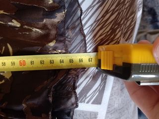 Conjunto de falda, top y blusa