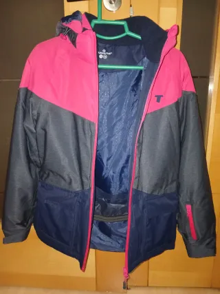 Abrigo de montaña Ternua Talla M de mujer.