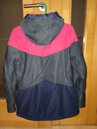 Abrigo de montaña Ternua Talla M de mujer.