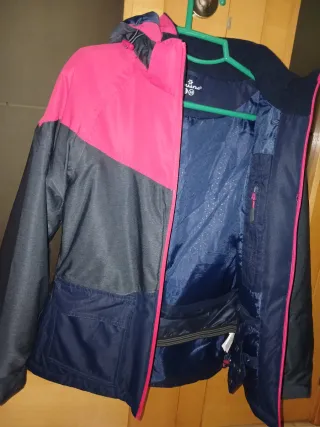 Abrigo de montaña Ternua Talla M de mujer.