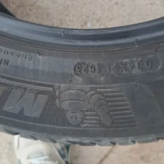 Neumaticos 215/55/17