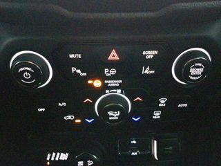 Jeep Renegade Trailhawk PHEV 4xe