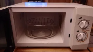 Microondas Orbegozo MIG 2322 con Grill