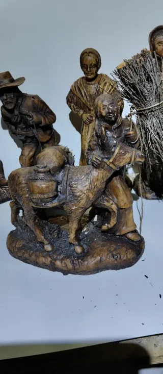 Personaggi presepe in  resina