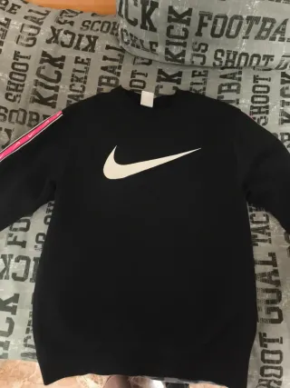 Sudadera Nike Negra