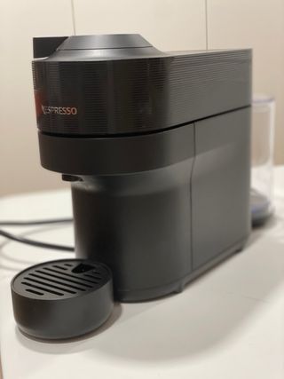 Cafetera Nespresso Vertuo Negra