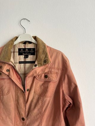 Chaqueta Barbour Utility Rosa