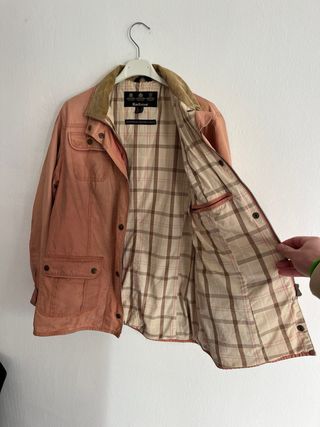 Chaqueta Barbour Utility Rosa