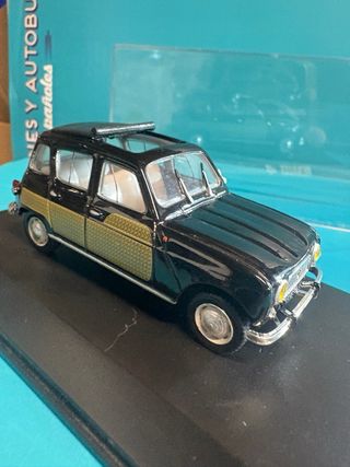Renault 4 Parisiense 1:43