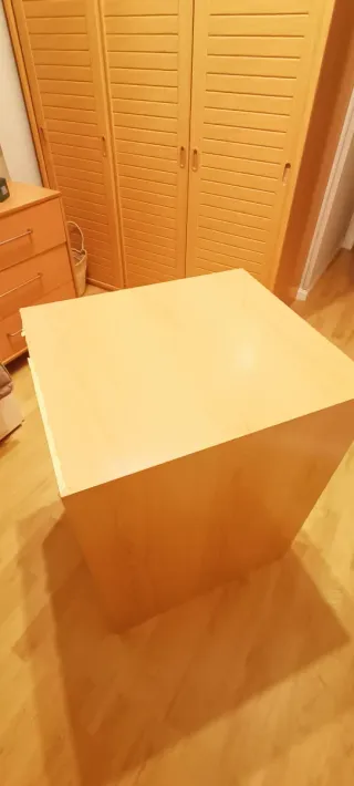 Cajonera de madera para armario