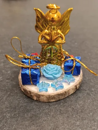 Segnaposto Angelo Dorato con Pacchi Regalo