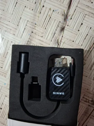 Adaptador CarPlay y Android Auto Inalámbrico