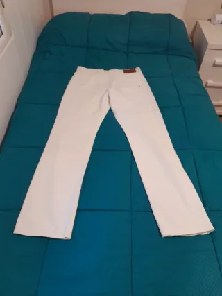 Vaqueros Tommy Hilfiger W31 L34 blancos