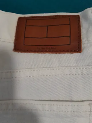 Vaqueros Tommy Hilfiger W31 L34 blancos