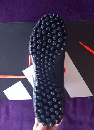 Adidas Predator - Nuevo con etiquetas - Talla 41 ⅔