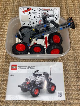 LEGO Technic 42150 Monster Jam Monster Mutt