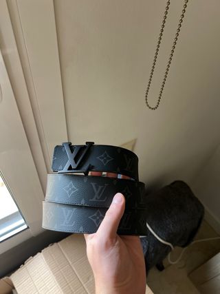 Cinturón Louis Vuitton Negro