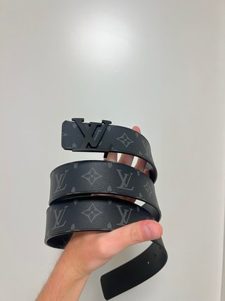 Cinturón Louis Vuitton Negro