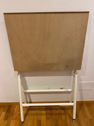 Tavolo da disegno pieghevole in legno e metallo