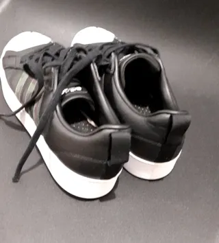 Adidas Zapatillas Deportivas Negras y Verdes