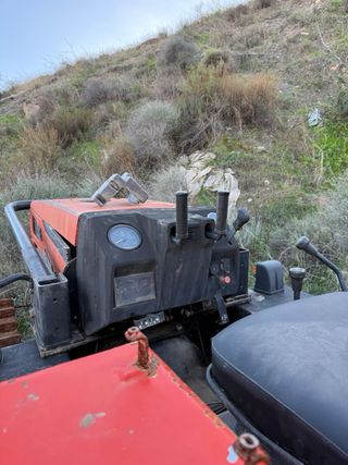 Tractor Cadenas Explorer 80c