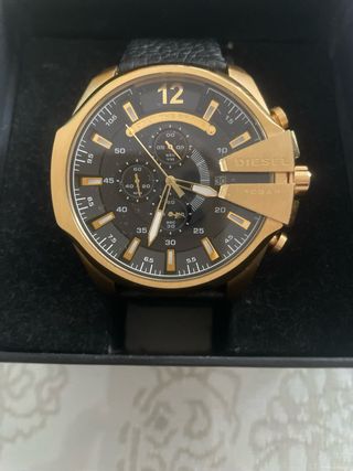 Reloj Diesel Dorado y Negro Cronógrafo