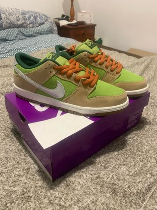 Nike Dunk Low SB Nobuk Escargot