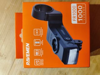 Luz frontal Ravemen FR1000