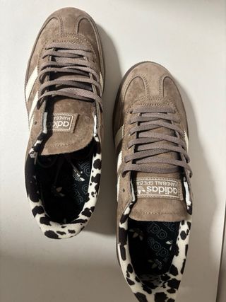 Adidas Spezial Marrones con Estampado Animal