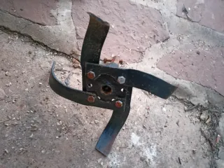 Cuchillas/Fresas para Motoazada