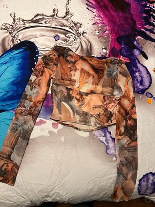 Camiseta Bershka Angelitos