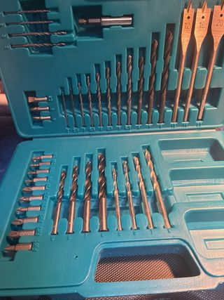 Maletín de brocas y puntas atornillador
