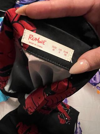 Camisa Romwe Estampado