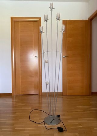 Lámpara de pie moderna 5 luces