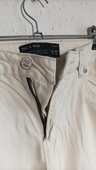 Pantalón vaquero Pull&Bear beige