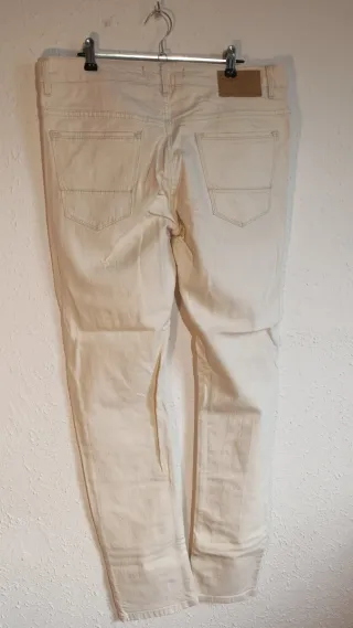 Pantalón vaquero Pull&Bear beige