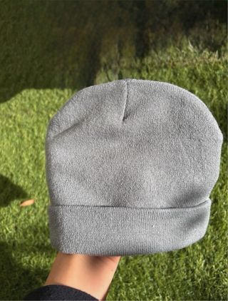 Gorro Corteiz Gris y Blanco