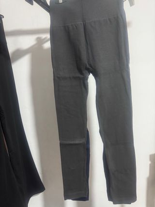 Mayas grises,negras azul