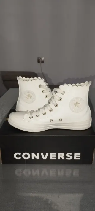 Converse Blancas Mujer con detalles en dorado  Tal