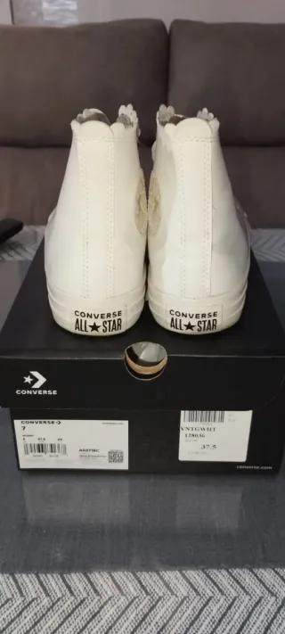 Converse Blancas Mujer con detalles en dorado  Tal