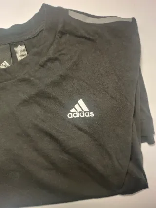 Camiseta Adidas Mangas Cortas  Negra Talla M
